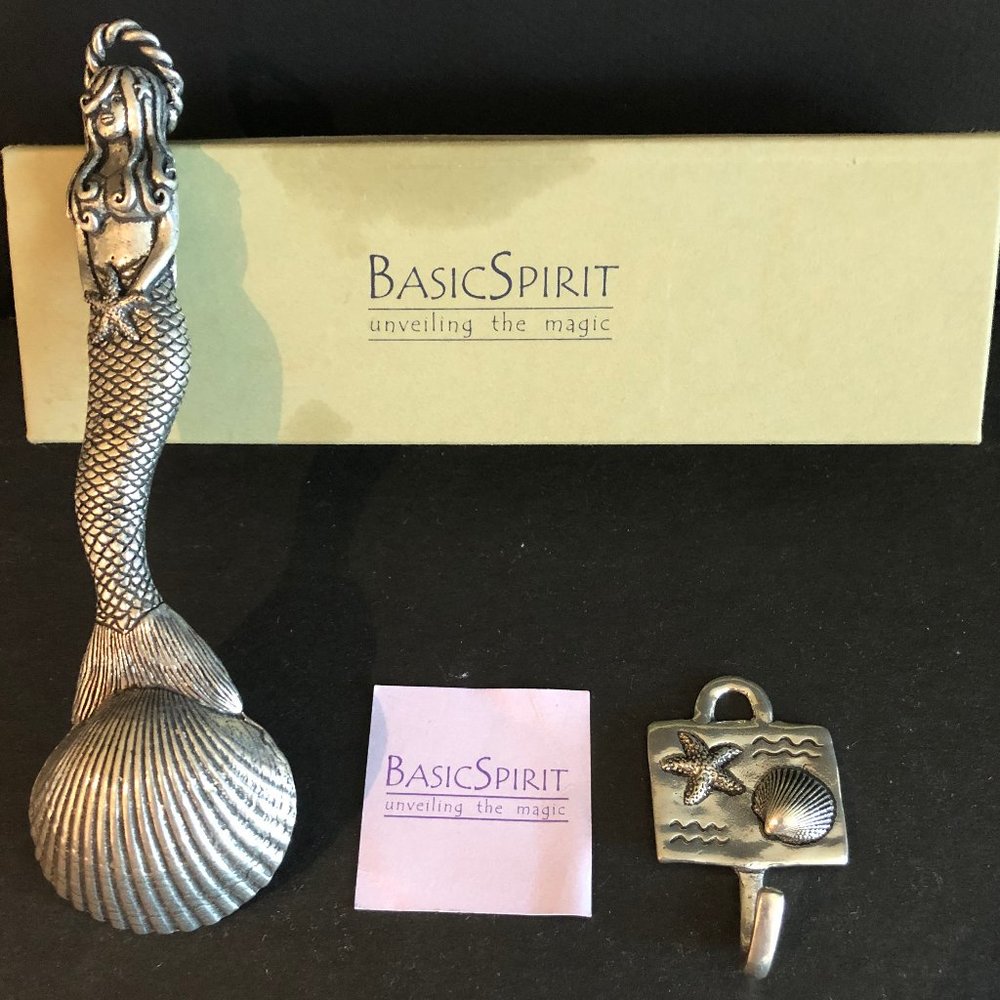 Coffee scoop by Basic Spirit